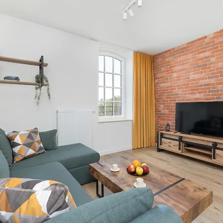 Szczecinski Kwiatkowskiego W Spokojnej Okolicy By Renters דירה שצ'צ'ין
